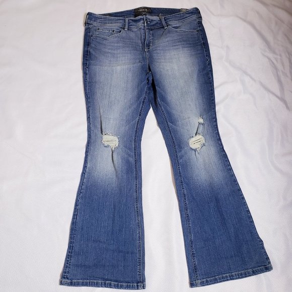 Torrid Jeans Distressed Slim Bootcut (18R)